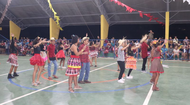 Sec. de Educação realizou Arraiá do Centro Educacional de Lagoinha do Piauí