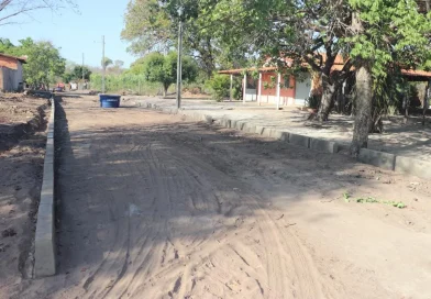 Prefeitura de Lagoinha inicia Obra de Calçamento na Comunidade Baixão do Coco dos Ricardos