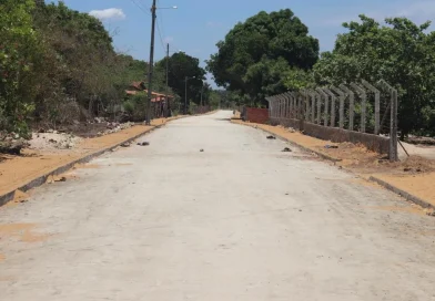 Prefeitura de Lagoinha do Piauí Conclui calçamento na Comunidade Baixão do Coco dos Carlos