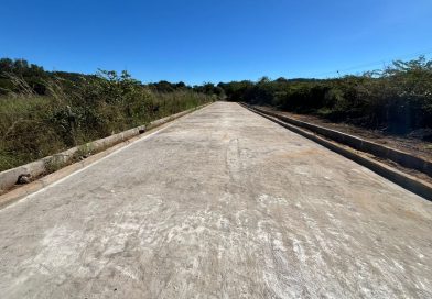 Prefeitura de Lagoinha intensifica a construção do calçamento na Comunidade Estaca Zero