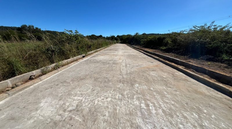 Prefeitura de Lagoinha intensifica a construção do calçamento na Comunidade Estaca Zero