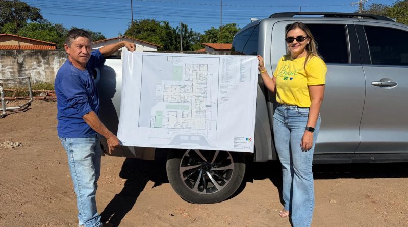 Prefeita Kelly Alencar realiza visita técnica às futuras instalações da nova UBS de Lagoinha do Piauí