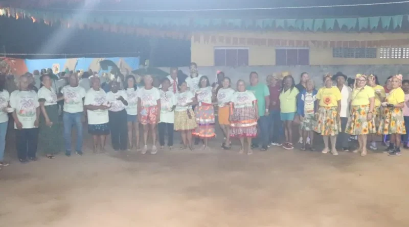 Secretaria de Assistência Social realizou Arraiá do Grupo Renascer em Lagoinha do Piauí